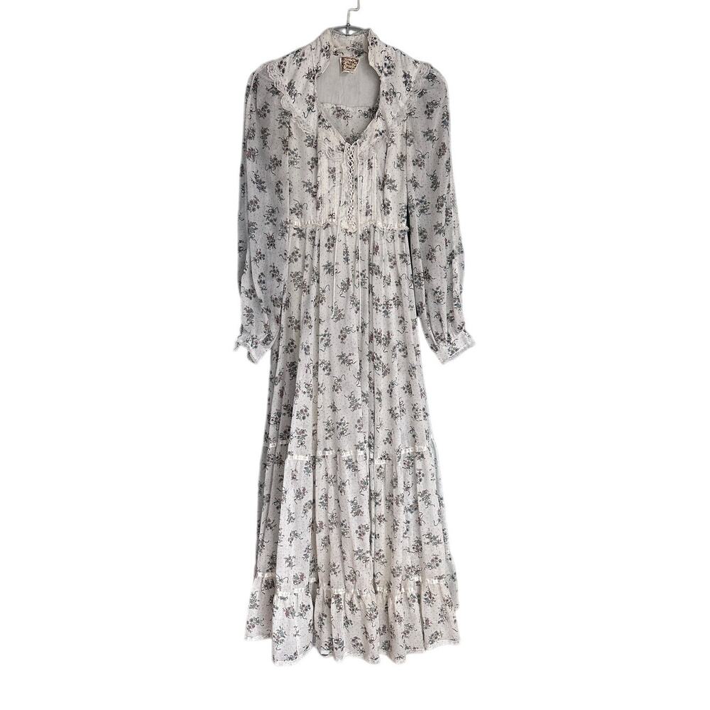 Vintage Gunne Sax Floral lace cotton dress
